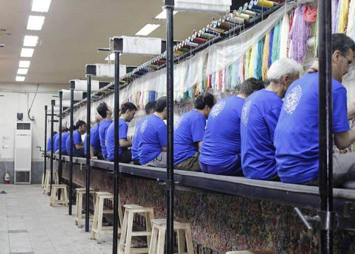 السجاد الفارسي: حيث يلتقي الفن بالاقتصاد والمهارة الإنسانية