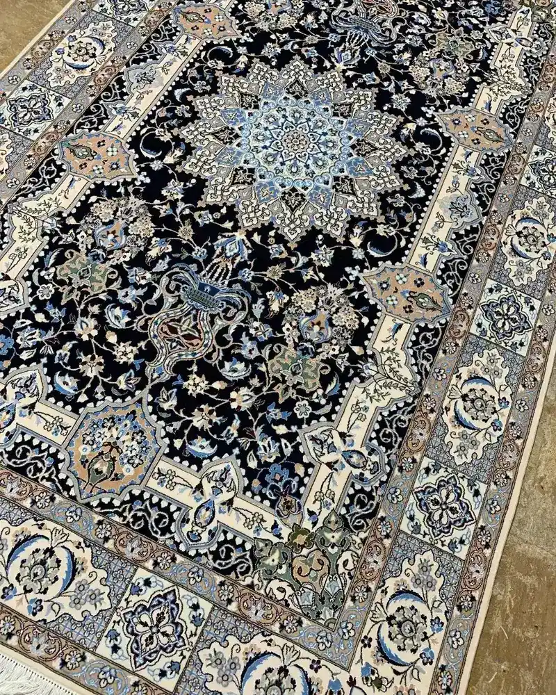 Isfahan Persian Handmade Carpet — Midnight Blue Architectural Star Medallion — 160 × 257 cm — image 2