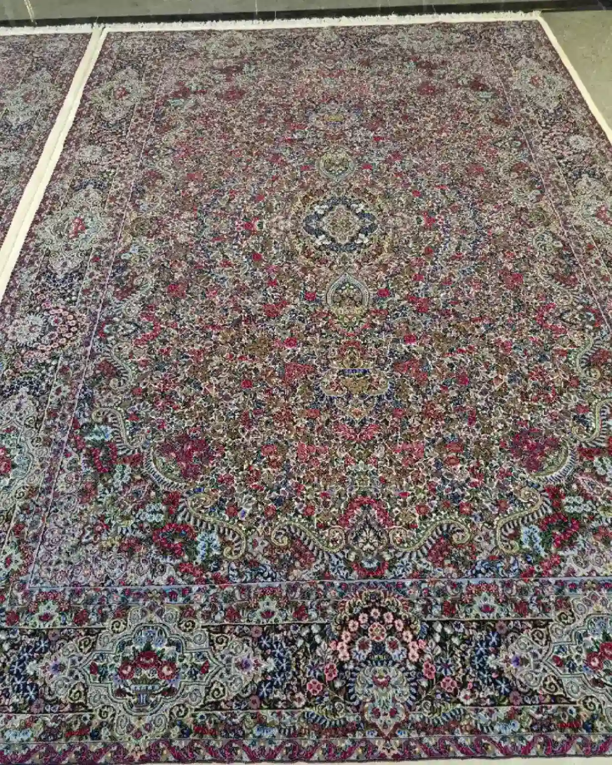 Kerman Persian Hand-Knotted Rug — Ivory Bloom — 200 × 300 cm — image 1