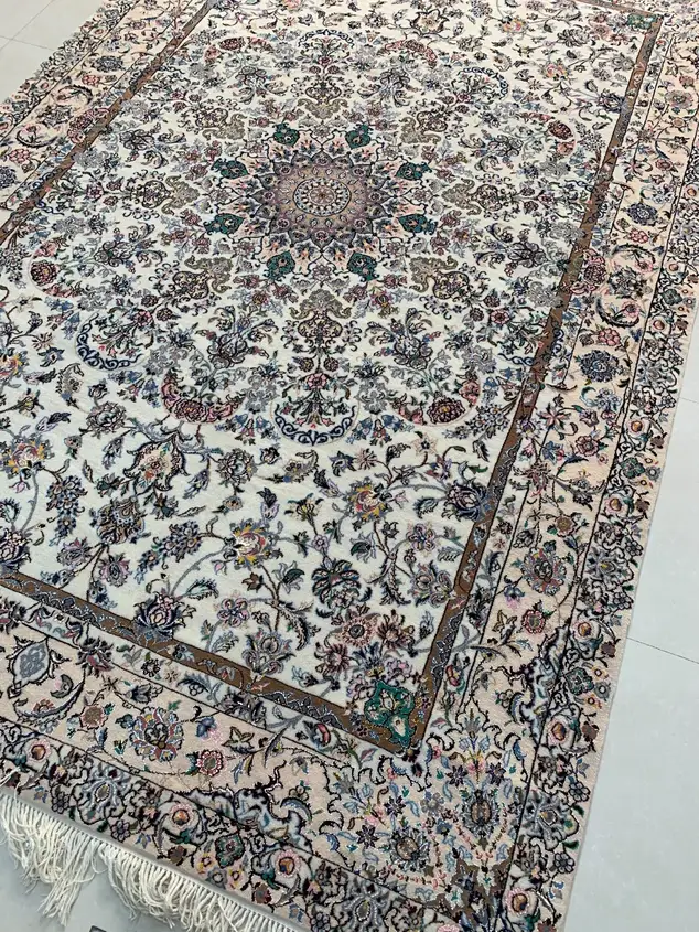 Naein Persian Handmade Carpet — Floral Toranj — 200 × 300 cm — image 2