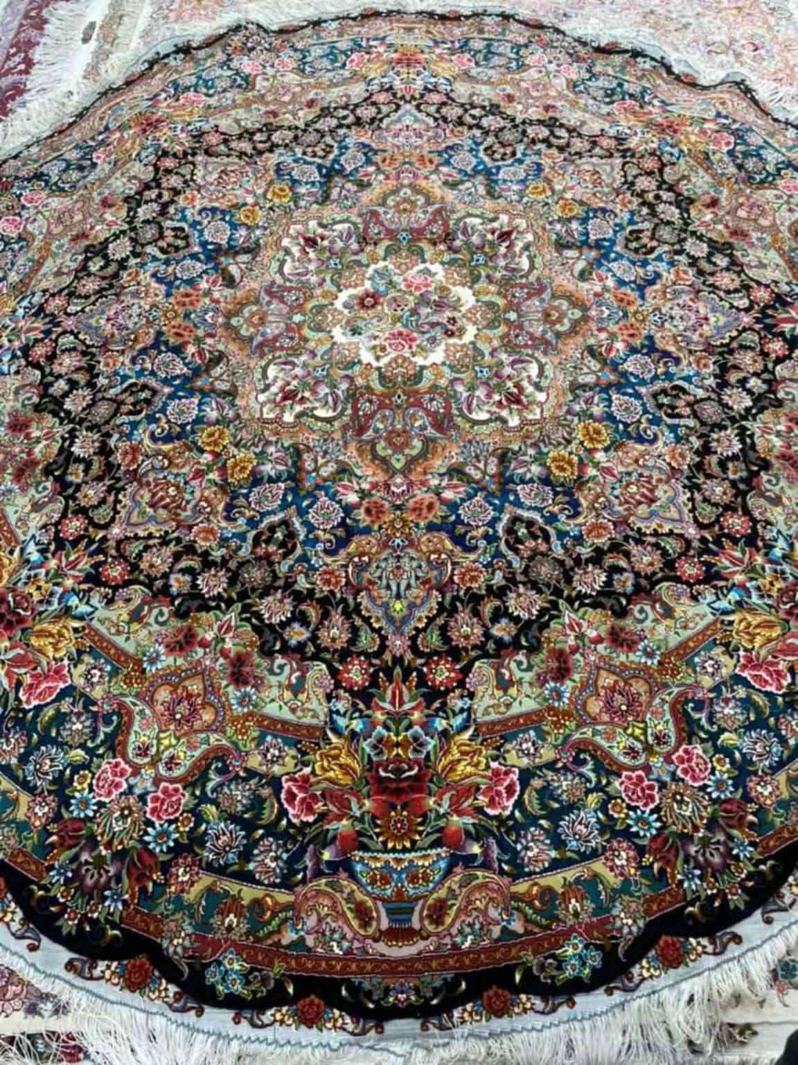 Imperial Garden of Tabriz Round Rug — PRR-RR-005 — image 1