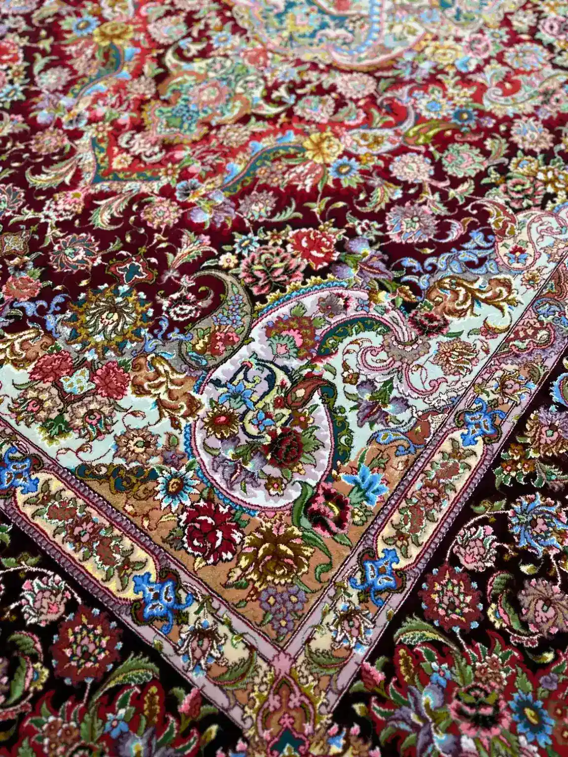Tabriz Persian Hand-Knotted Rugs — Crimson Rosette — 250 × 350 cm × 2 — Pair — image 3