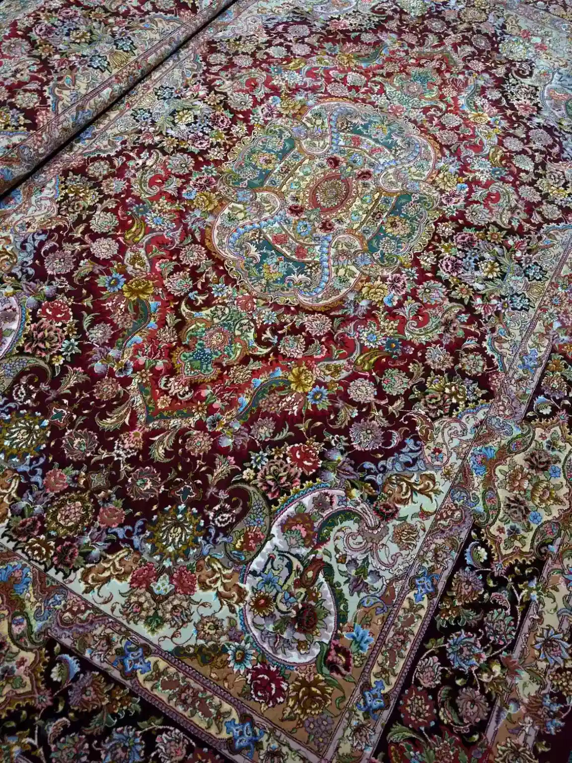 Tabriz Persian Hand-Knotted Rugs — Crimson Rosette — 250 × 350 cm × 2 — Pair — image 2